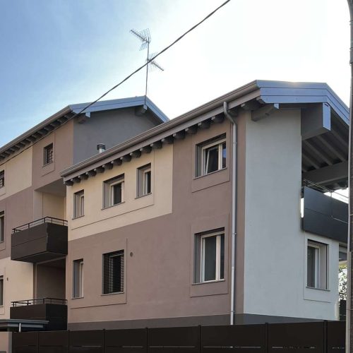 Ristrutturazione edificio residenziale Monza - Facciate moderne AD2ARCHITECTS